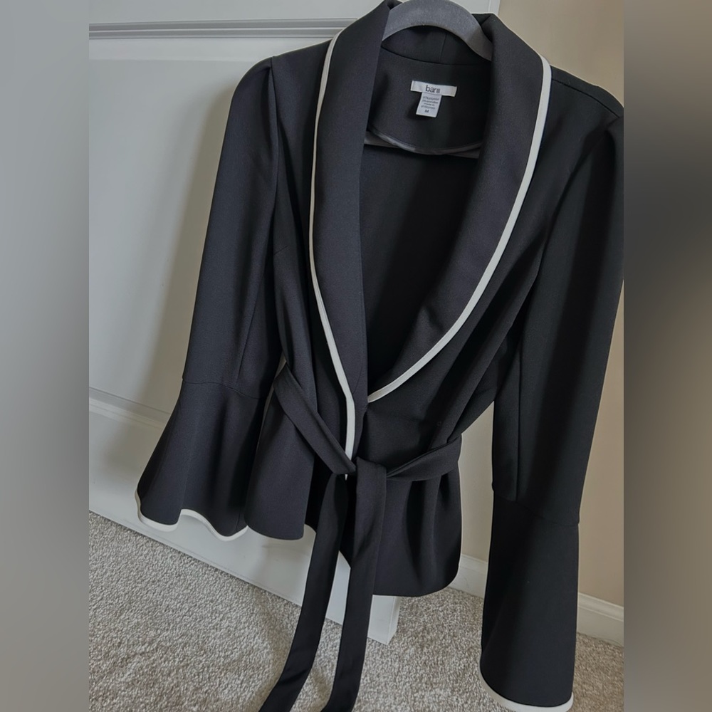 Women’s Bell Sleeve Belted Jacket by Bar III Sz M